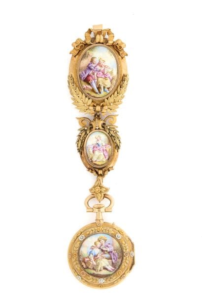 MONTRE DE COL en or jaune 18K émaillé, signée...