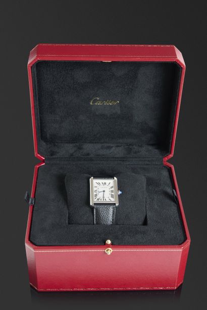 CARTIER. Modèle Tank solo. Réf 3169 74223ZX
Montre...