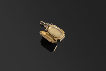Pendentif souvenir en or jaune 18K 750°/°°...