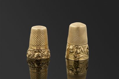 Deux dés à coudre en or jaune 18K 750°/°°,...