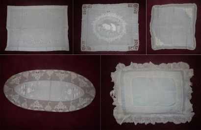 Un coussin en linon, chiffre brodé et Irlande,...