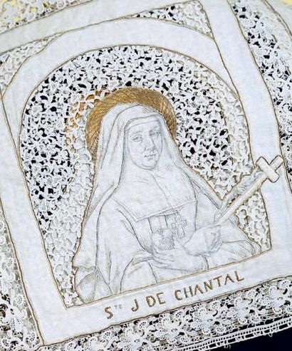 Un lot de 8 portraits à incruster sur un...
