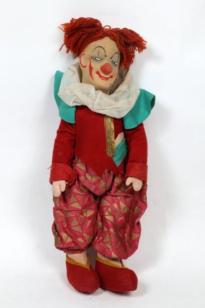 Un clown en feutre, vers 1925