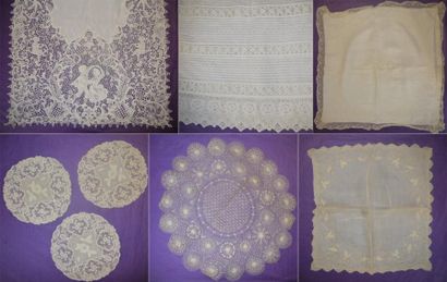 Un lot de napperons, pièces à incruster,...