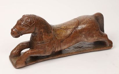 Art populaine cheval en bois sculpté et traces...