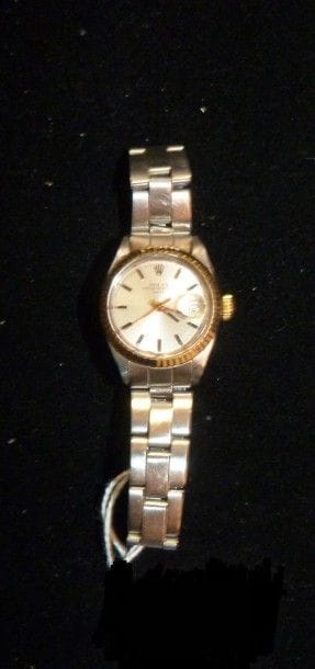 ROLEX
Ref: 6919 (1971)
Montre de dame acier,...