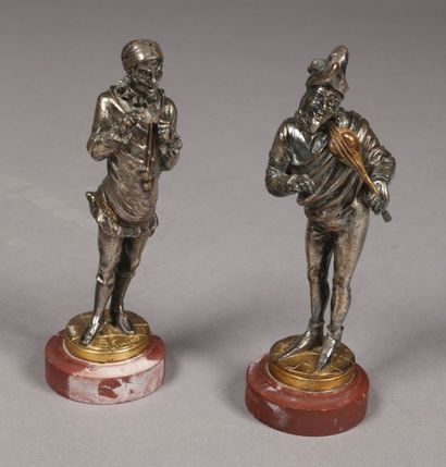 TURGARD B.

Deux statuettes faisant pendant.
Bronze...