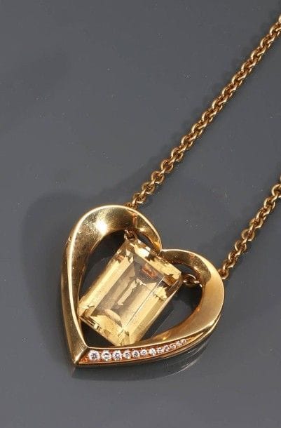 Collier en or jaune 18K (750°/00) à mailles...