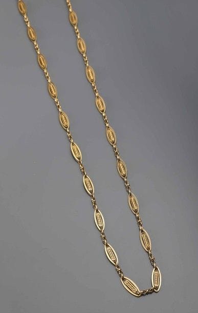 Sautoir en or jaune 18K (750°/00) à maillons...