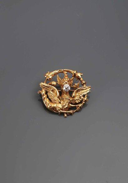 Broche chimère en or jaune 18K (750°/00)...