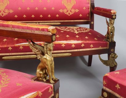 Salon composé de 4 fauteuils, 2 chaises et...