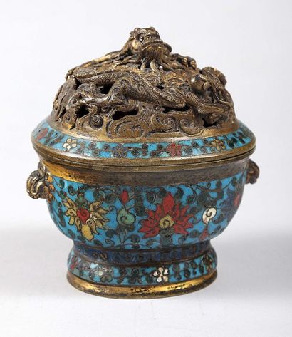 Brûle-parfum couvert sur piédouche en bronze...