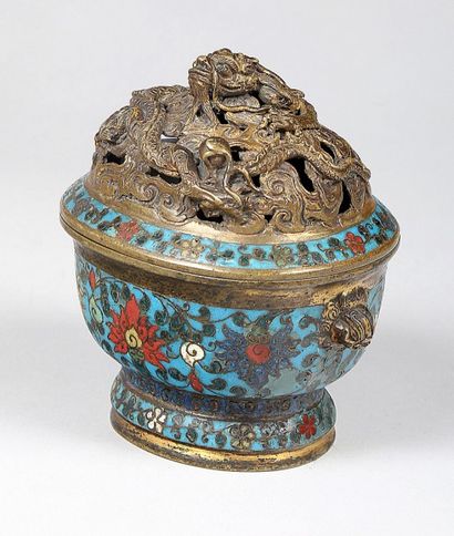 Brûle-parfum couvert sur piédouche en bronze...