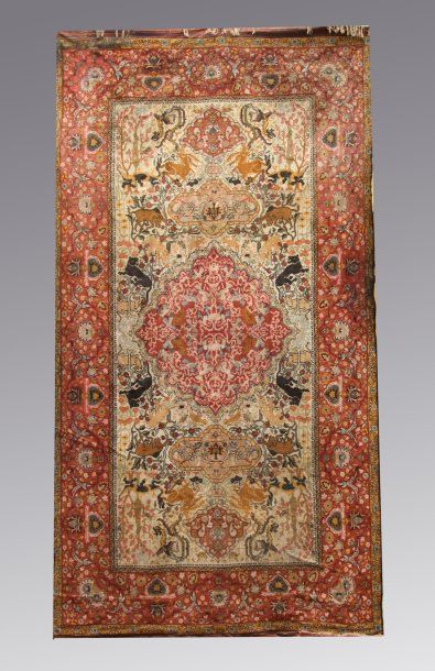 Important tapis d'Orient d'environ 25m² à...