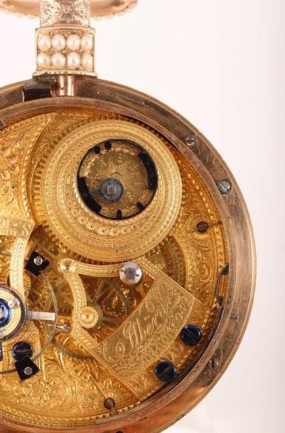 Montre en or émaillé signée ILBERY, vers...