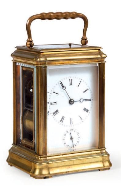 Pendulette de voyage à réveil à sonnerie...