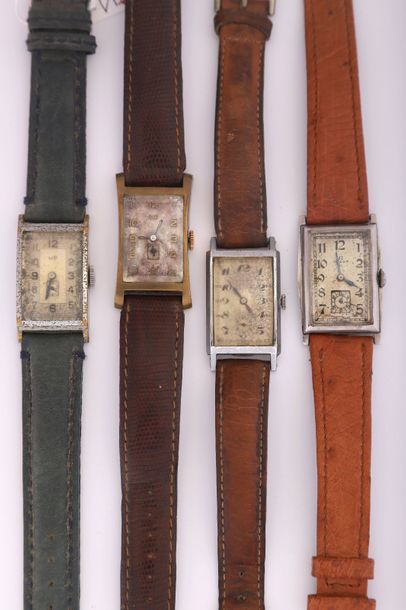 LIP
Montre d'homme rectangulaire (38, 4x21)...