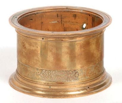 Boîtier cylindrique pour horloge de table...