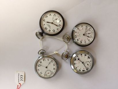 Lot de quatre montres à échappement à ancre...