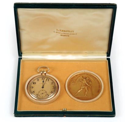 Montre à ancre en or (pb. 97gr) signée (cadran...