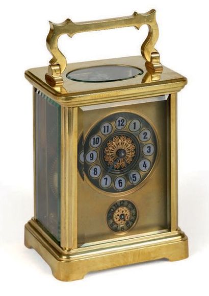 Pendulette de voyage à quatre glaces avec...
