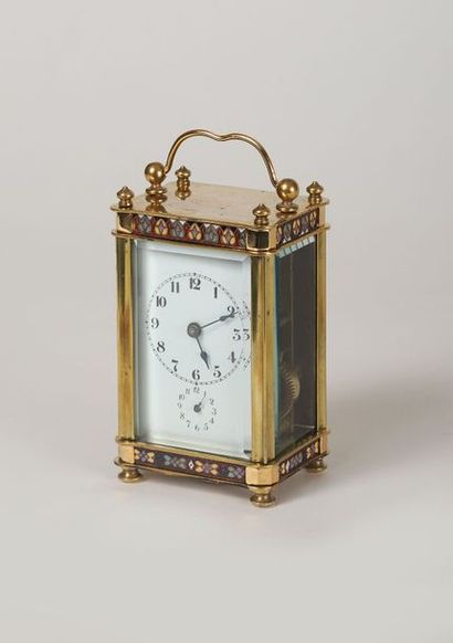 Petite pendulette de voyage à réveil avec...
