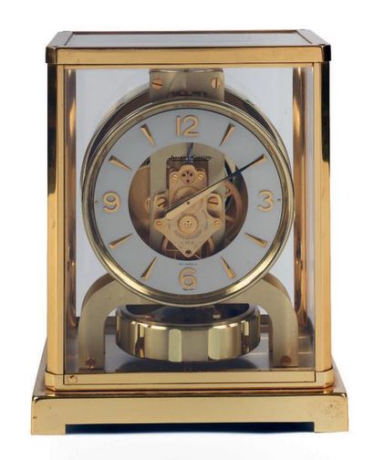 Pendule 'Atmos’ par Jaeger Lecoultre pourDunhill,...