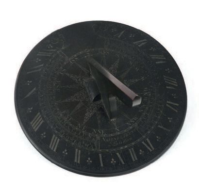 Cadran solaire horizontal signé 'Nairne &...