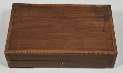 Jeu de musique signé ‘Anne Young, Patent',...