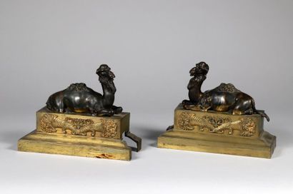 H.27 x 34 x 14 cm. Devant de foyer (sans...