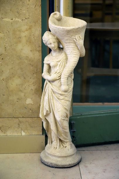 ENTREE 2 sculptures 