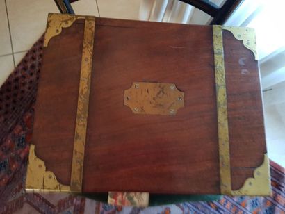 Coffret rectangulaire en bois naturel et...