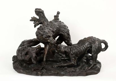 Scène de trois chiens qui jouent (?)

Bronze,...