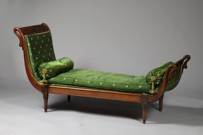 H. 88 - L. 178 - I. 162 cm Méridienne en...