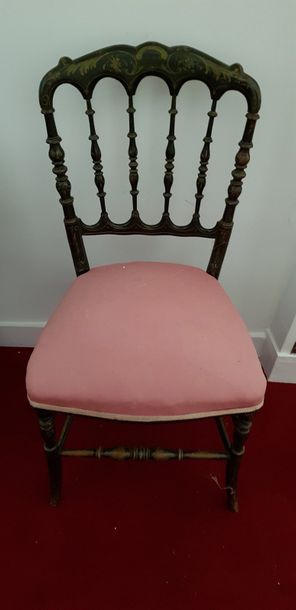 Ensemble Napoléon III en bois noirci et peint...