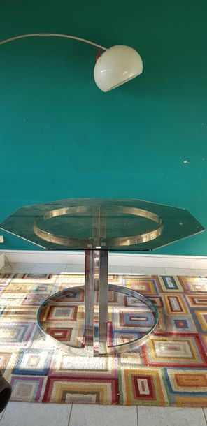 Table de salle à manger à piètement métallique,...
