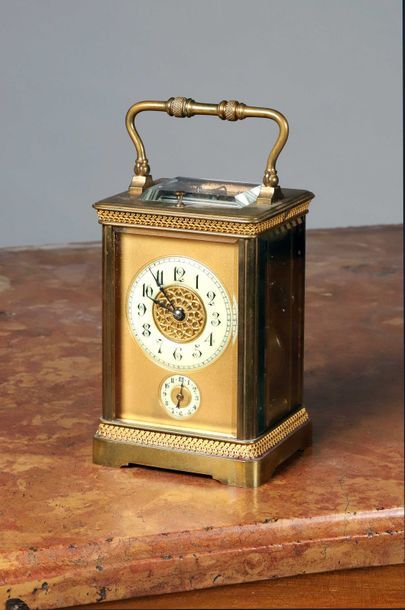 Pendulette d'officier et de voyage en laiton,...