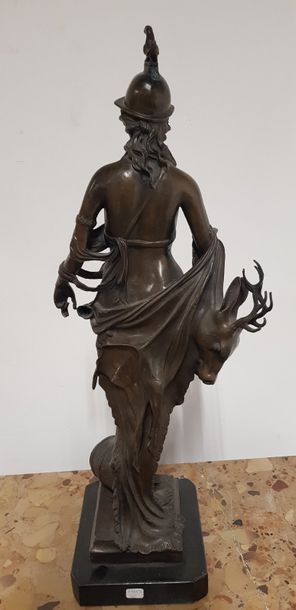 Figure allégorique, Artémis (?)

Sculpture...