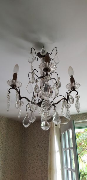 H. 70 cm- Lustre en fer à 6 lumières et à...