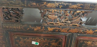 Chine, important élément décoratif en bois...