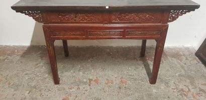 Chine Xxème s., table de milieu ouvrant à...