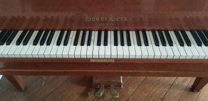Un piano