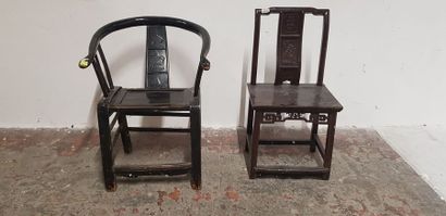 Chine Xxème s., un fauteuil et une chaise...