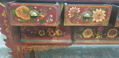 Chine Xxème s., Meuble desserte à 4 tiroirs,...