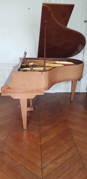 Un piano
