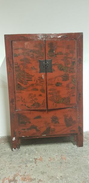 Chine Xxème s., Armoire à 2 vantaux, laquée...