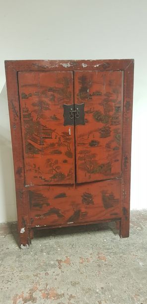 Chine Xxème s., Armoire à 2 vantaux, laquée...