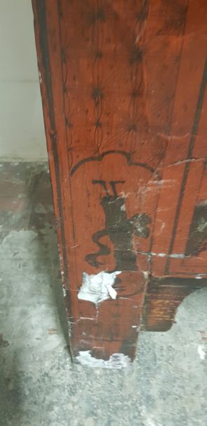 Chine Xxème s., Armoire à 2 vantaux, laquée...