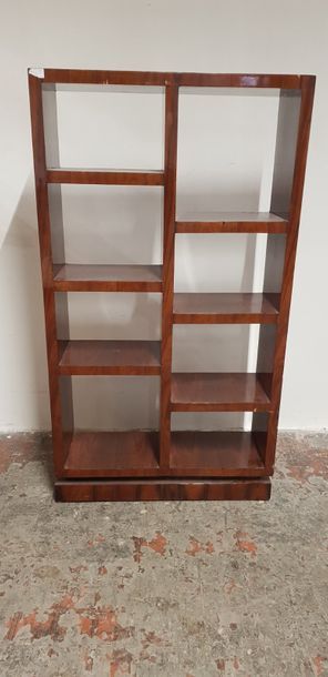 Meuble bibliothèque dans le goût art déco,...