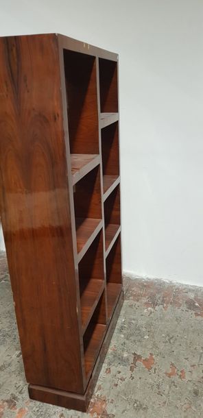 Meuble bibliothèque dans le goût art déco,...